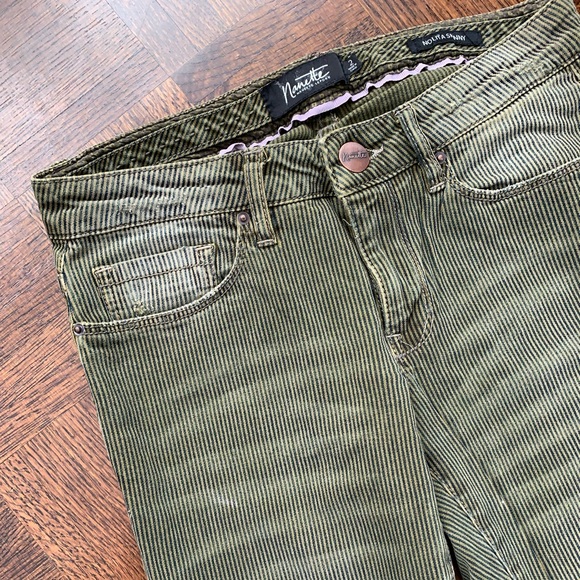 Nanette Lepore Nolita Skinny lightweight jeans. Size 2 - Picture 5 of 12